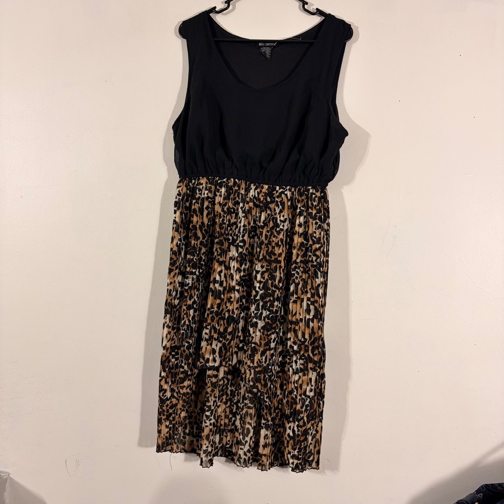 Miss Chievous Dress Women XL Black Leopard Print  High Low Pleated MIDI